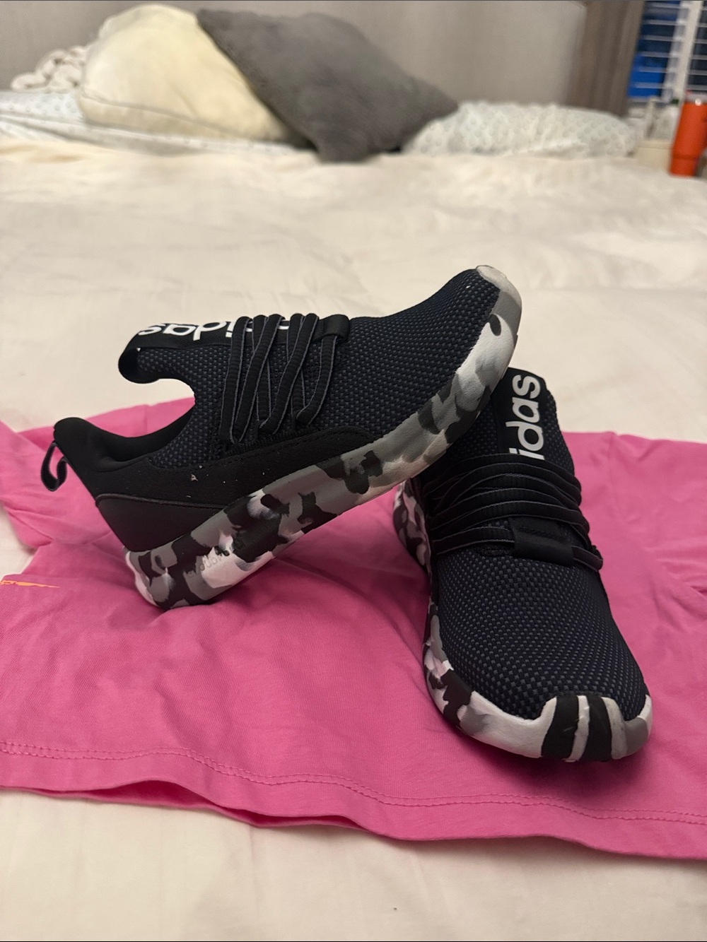 Adidas Kids Black Sneakers with Gray Camouflage Midsole. Size 2 - Picture 2 of 5